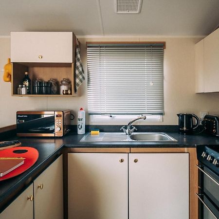 Vale Lodge - A Family-Friendly, Elegant And Spacious Static Caravan Manston  Εξωτερικό φωτογραφία